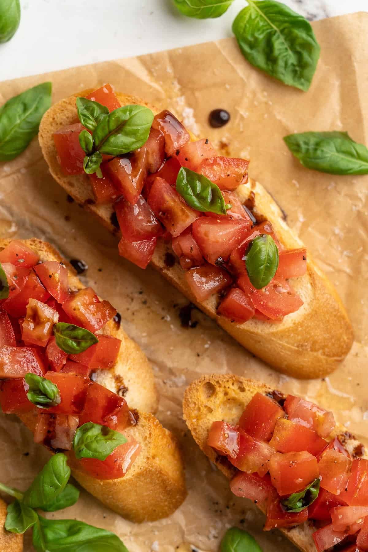 https://cicipcerita.com/bruschetta-roti-panggang-dengan-tomat-dan-kemangi/