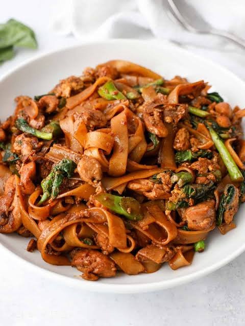 Pad See Ew: