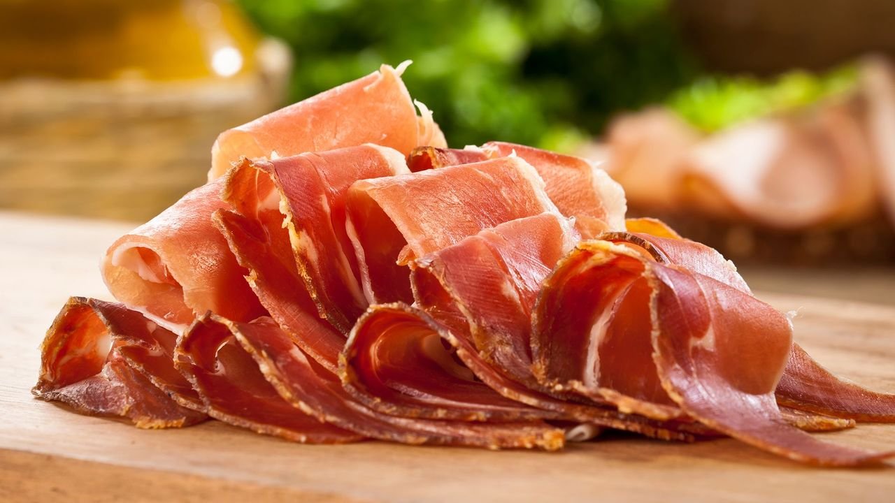Cara Mengolah Daging Cured Meat Khas Dapur Italia